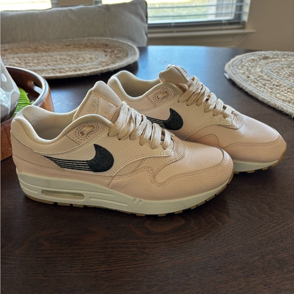 Nike Shoes - Nike Women’s Athletic Shoes Pink with Black Swoosh